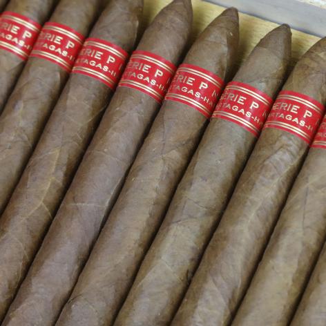 Lot 275 - Partagas Serie P No. 2