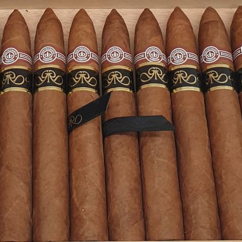 Lot 275 - Montecristo No. 2 Gran Reserva