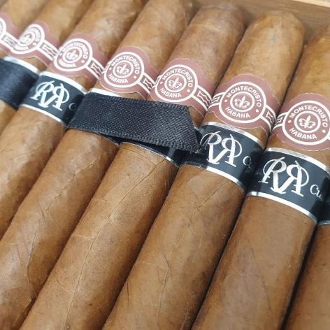 Lot 278 - Montecristo No. 4 Reserva