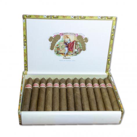 Lot 284 - Romeo y Julieta Piramides