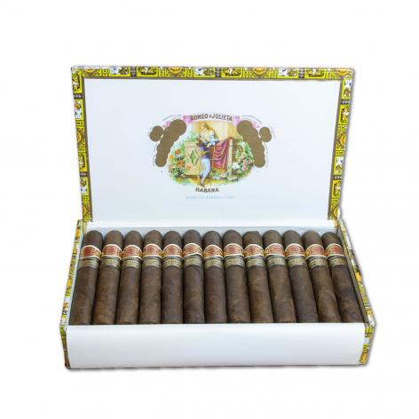 Lot 284 - Romeo y Julieta Escudos