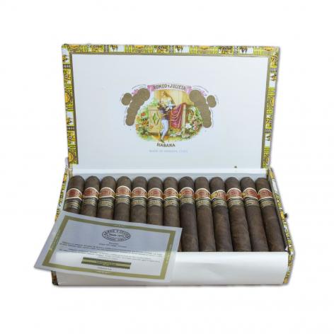 Lot 285 - Romeo y Julieta Escudos