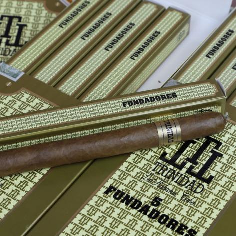 Lot 293 - Trinidad Fundadores