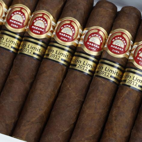 Lot 299 - H. Upmann Robustos