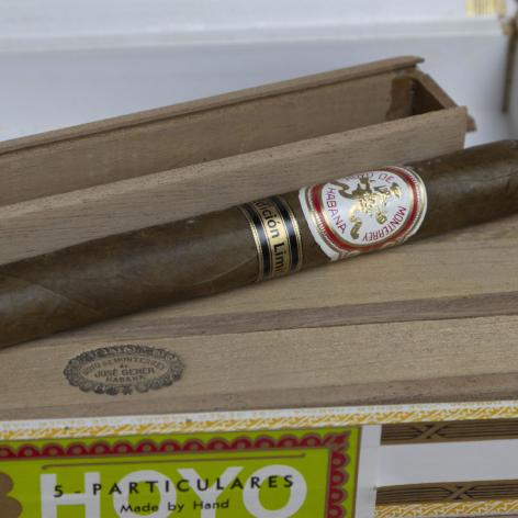 Lot 300 - Hoyo de Monterrey Particulares