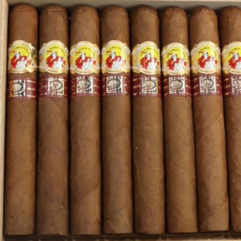 Lot 310 - La Gloria Cubana Inmensos