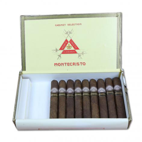 Lot 318 - Montecristo Robustos