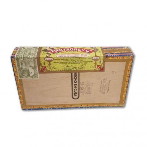 Lot 332 - Partagas Petit Bouquets