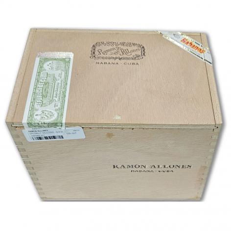 Lot 333 - Ramon Allones Specially Selected