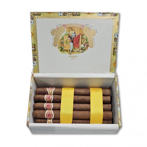 Lot 334 - Romeo y Julieta Cazadores