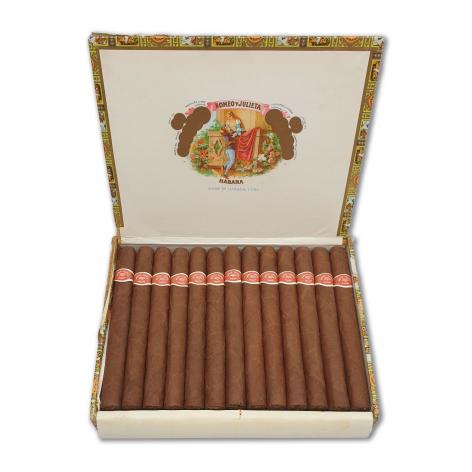 Lot 335 - Romeo y Julieta Prince of Wales 