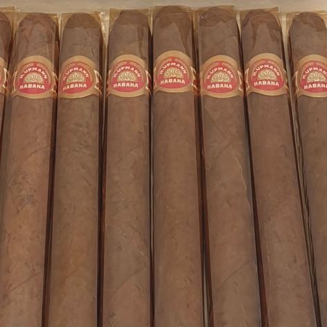 Lot 336 - H. Upmann Especiales