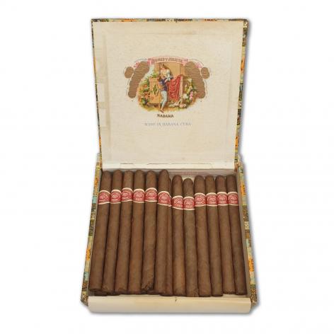 Lot 338 - Romeo y Julieta Curiosidades