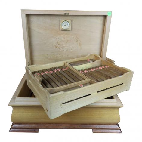 Lot 344 - Romeo y Julieta 125th Anniversario Humidor