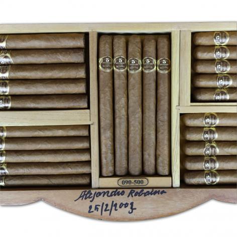 Lot 345 - Vegas Robaina 5th Anniversario Humidor