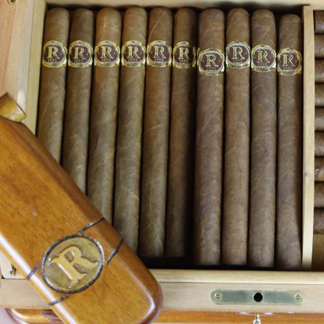 Lot 350 - Vegas Robaina 83rd Anniversary humidor