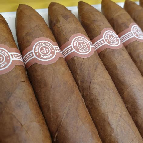 Lot 352 - Montecristo No. 2