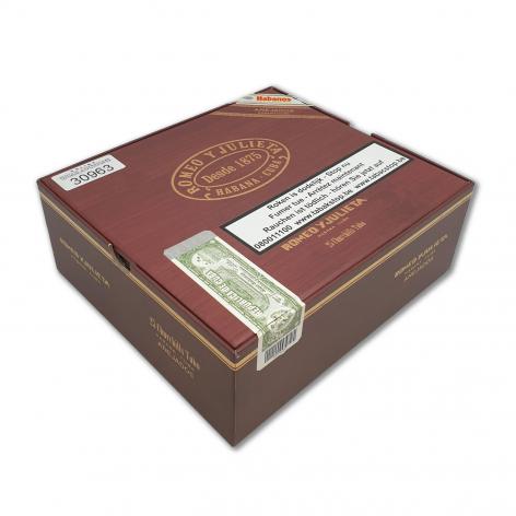 Lot 363 - Romeo y Julieta Churchills Anejados