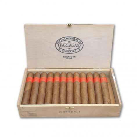 Lot 378 - Partagas Serie D No.4 