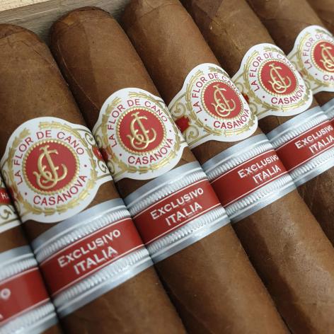 Lot 383 - La Flor de Cano Casanova