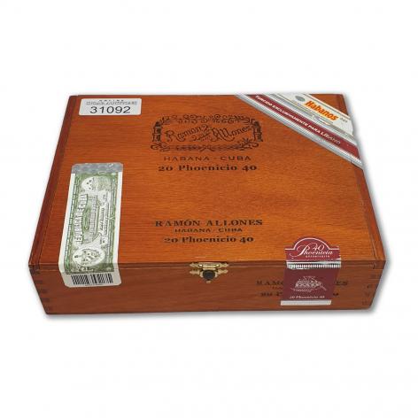 Lot 391 - Ramon Allones Phoenicio 40