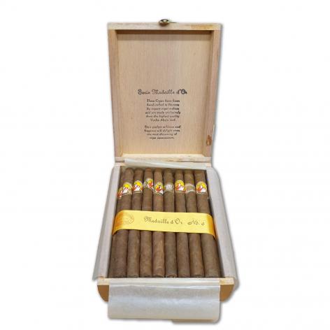 Lot 39 - La Gloria Cubana Medaille d&#39;Or No.4