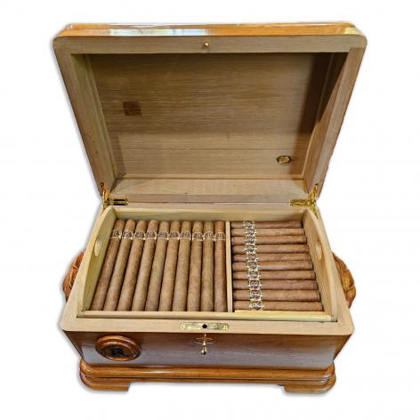 Lot 424 - Vegas Robaina 83 Aniversario humidor