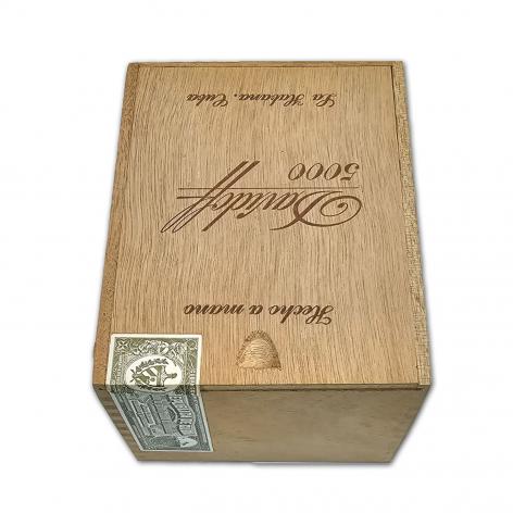 Lot 426 - Davidoff 5000