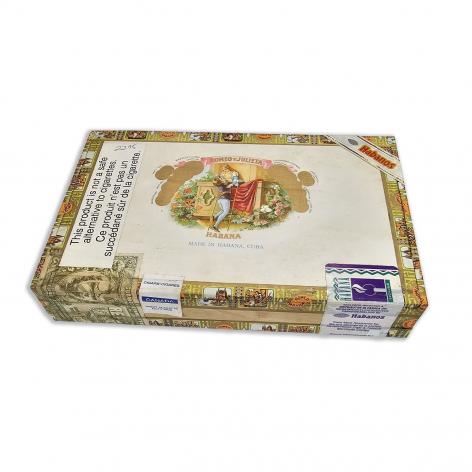 Lot 438 - Romeo y Julieta Celestiales Finos