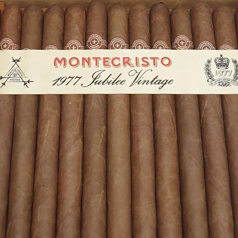 Lot 43 - Dunhill Montecristo Especial 1977 Jubilee Vintage 