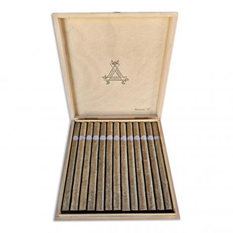 Lot 466 - Montecristo A