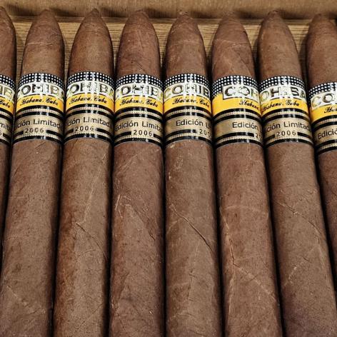 Lot 479 - Cohiba Piramides 