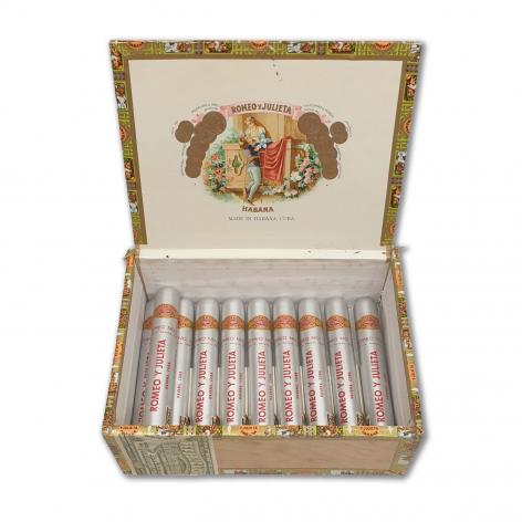 Lot 47 - Romeo y Julieta Romeo No. 2 