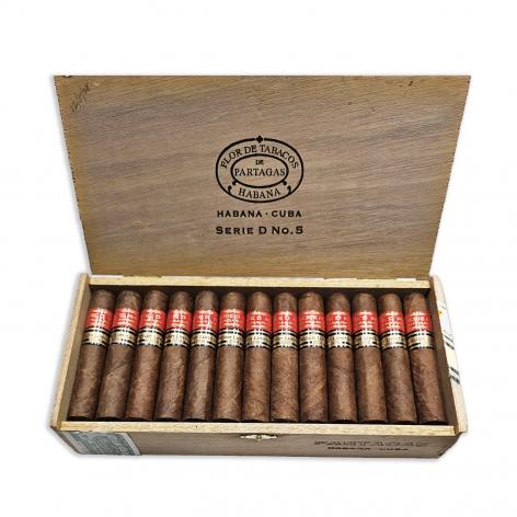 Lot 483 - Partagas Serie D No. 5 