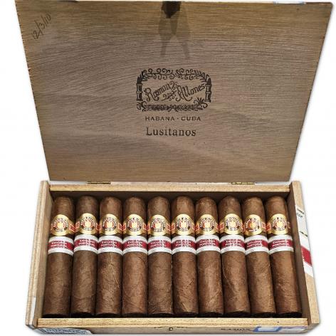 Lot 497 - Ramon Allones Lusitanos 