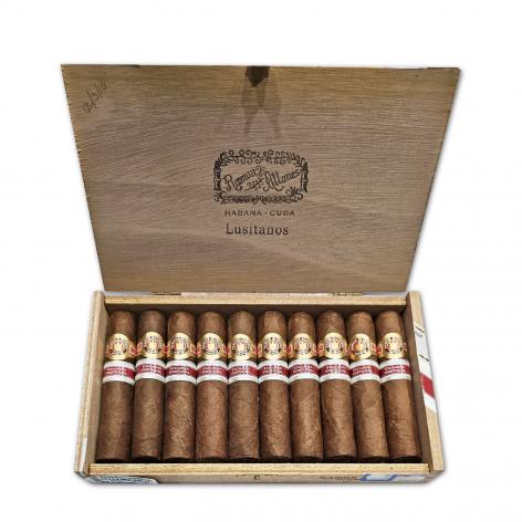 Lot 497 - Ramon Allones Lusitanos 