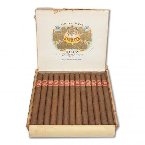 Lot 61 - H. Upmann Panetelas Finas 