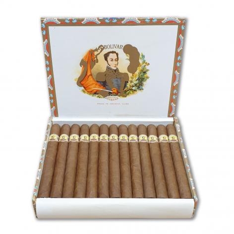 Lot 62 - Bolivar Coronas Gigantes 