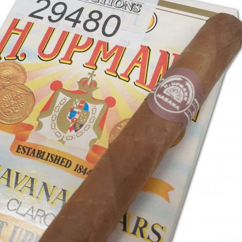 Lot 65 - H.Upmann Petit Upmann