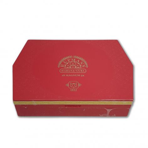 Lot 68 - H. Upmann Magnum 52