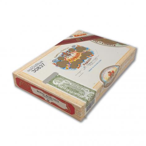 Lot 69 - H. Upmann Royal Robustos