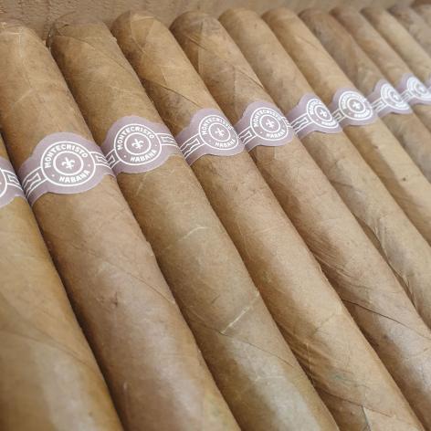 Lot 71 - Montecristo A