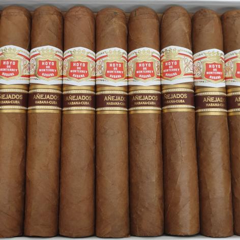 Lot 75 - Hoyo de Monterrey Hermosos No. 4 Anejados