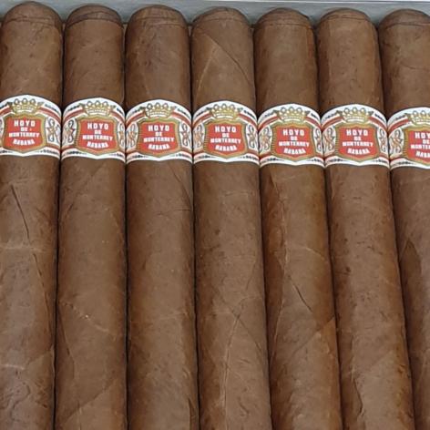 Lot 77 - Hoyo de Monterrey Coronas 