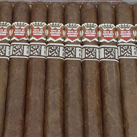 Lot 7 - Hoyo de Monterrey Hoyolitas