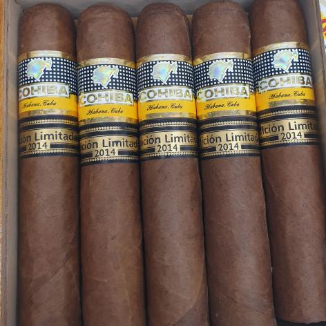 Lot 81 - Cohiba Robustos Supremos 