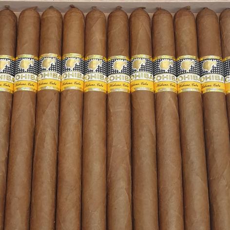 Lot 81 - Cohiba Lanceros 