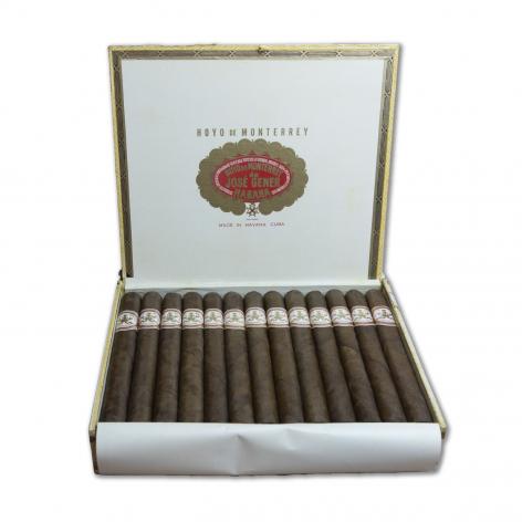 Lot 90 - Hoyo de Monterrey Double Coronas