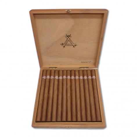 Lot 90 - Montecristo A