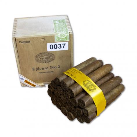 Lot 93 - Hoyo de Monterrey Epicure No. 2